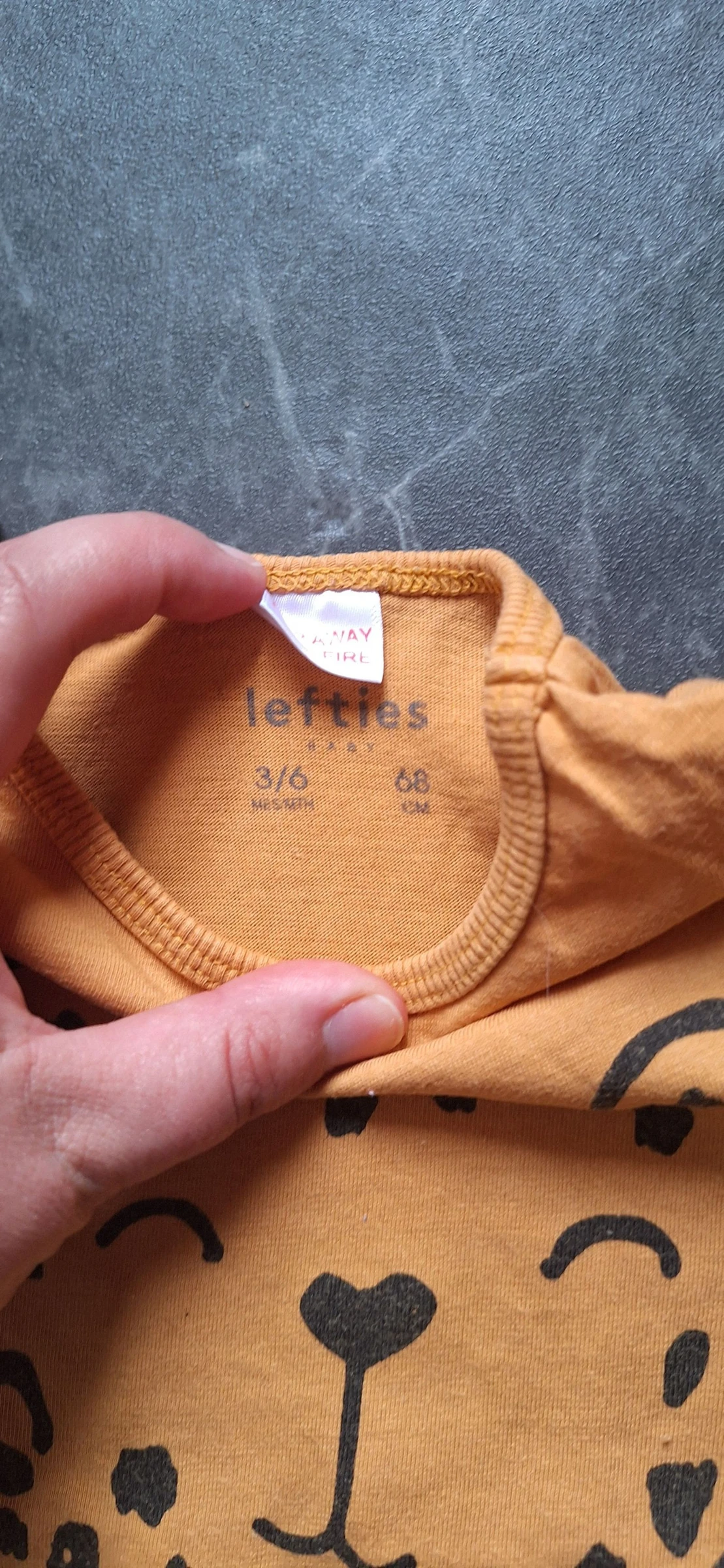 Long sleeve T-shirt – photo 5